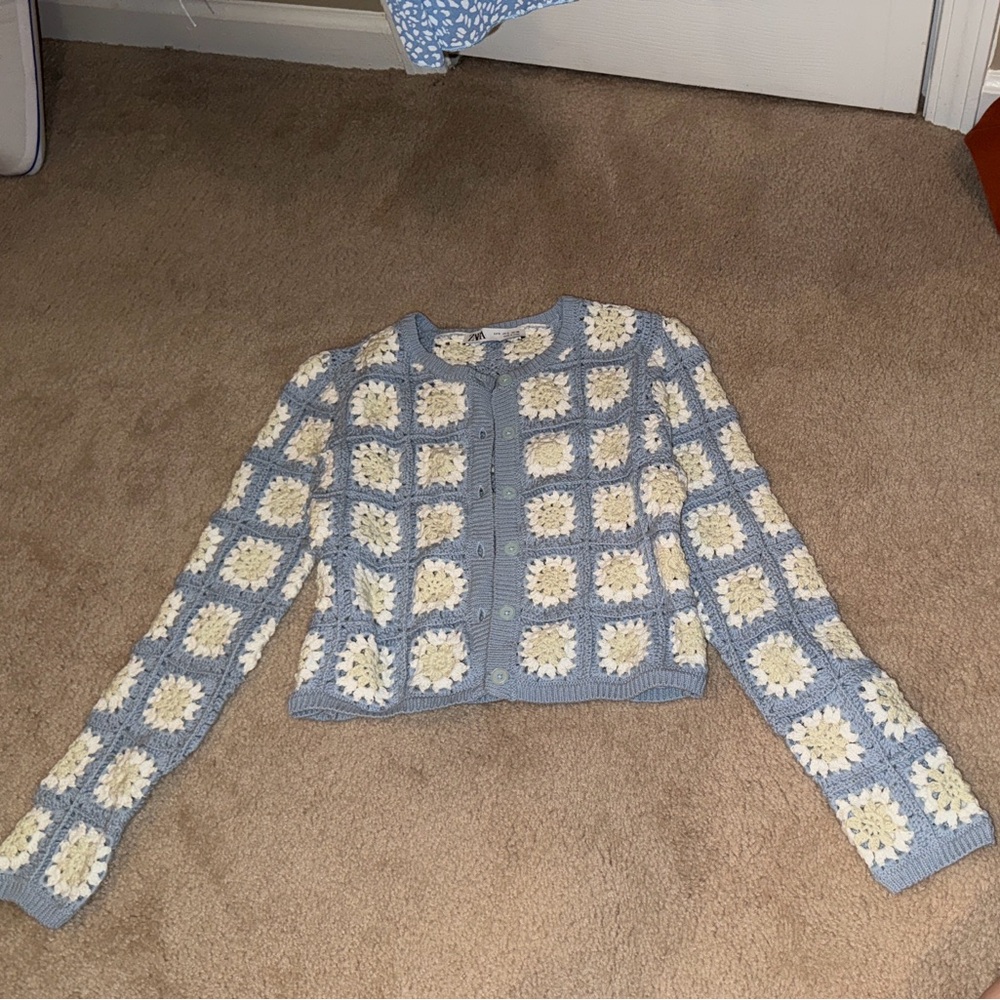 Zara flower stitched cardigan